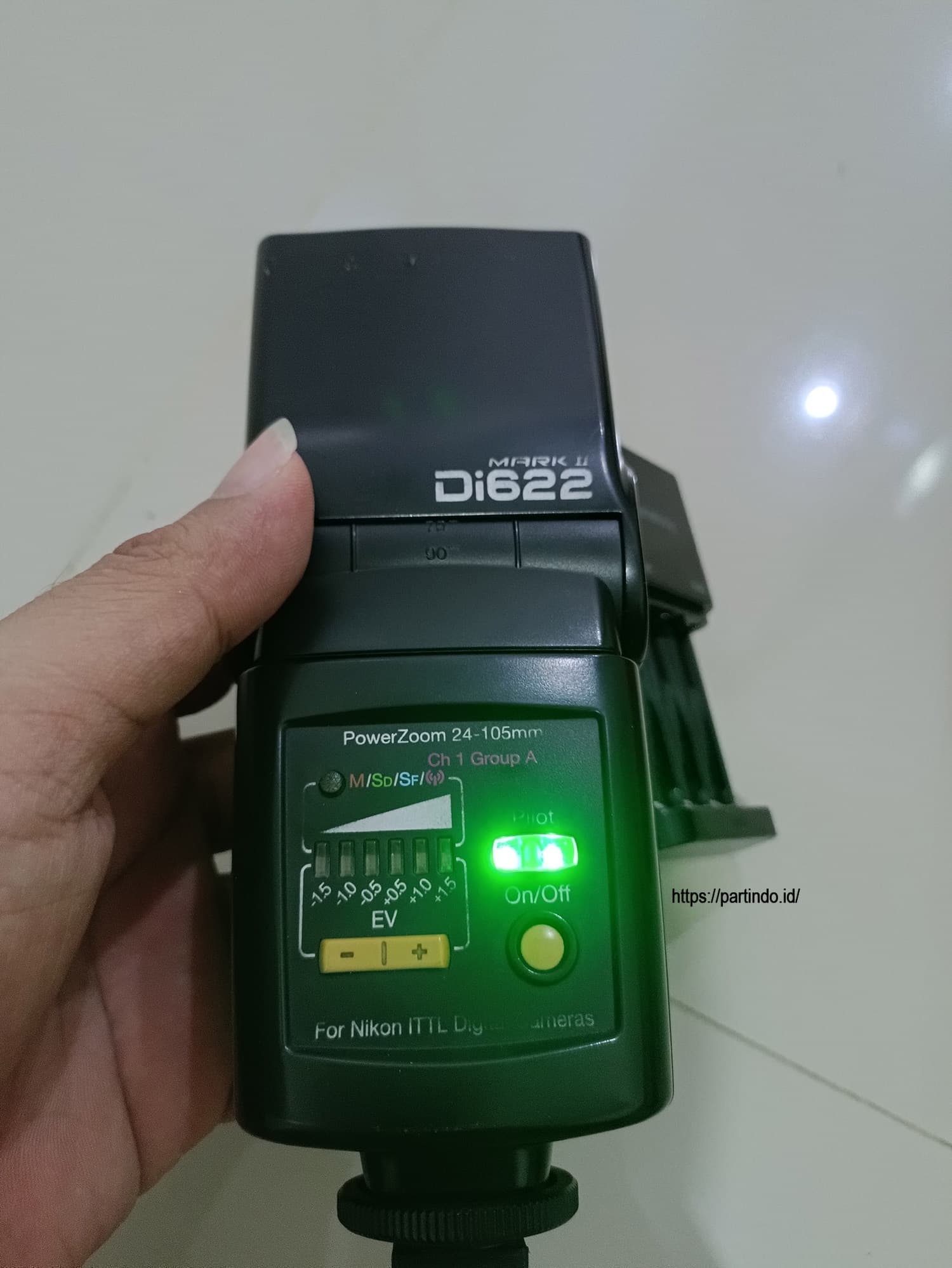 Nikon D90